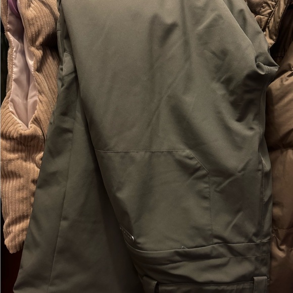 Women’s Spyder insulate ski/snow pants, medium - Picture 7 of 7